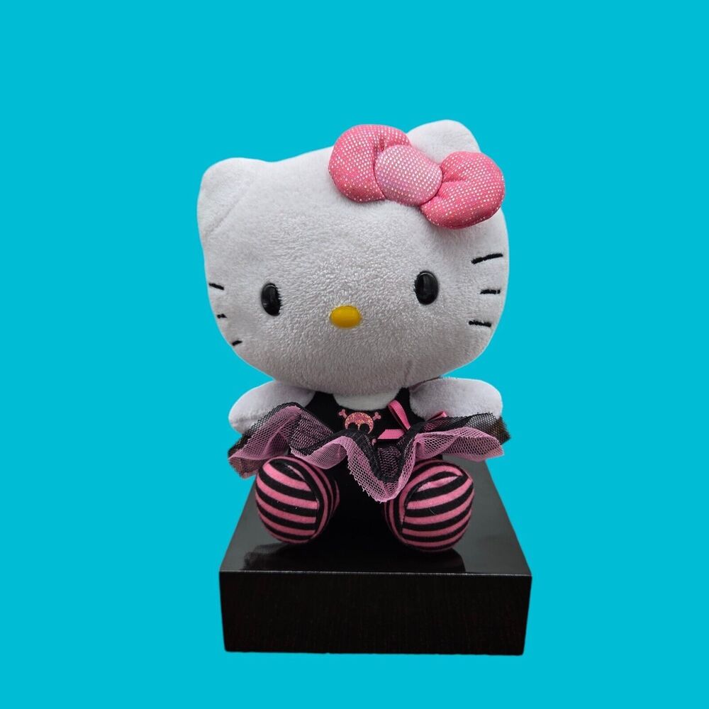 Ty 6" Hello Kitty Sanrio Plush Skull BLK Pink Tutu Halloween Goth Pirate Beanie